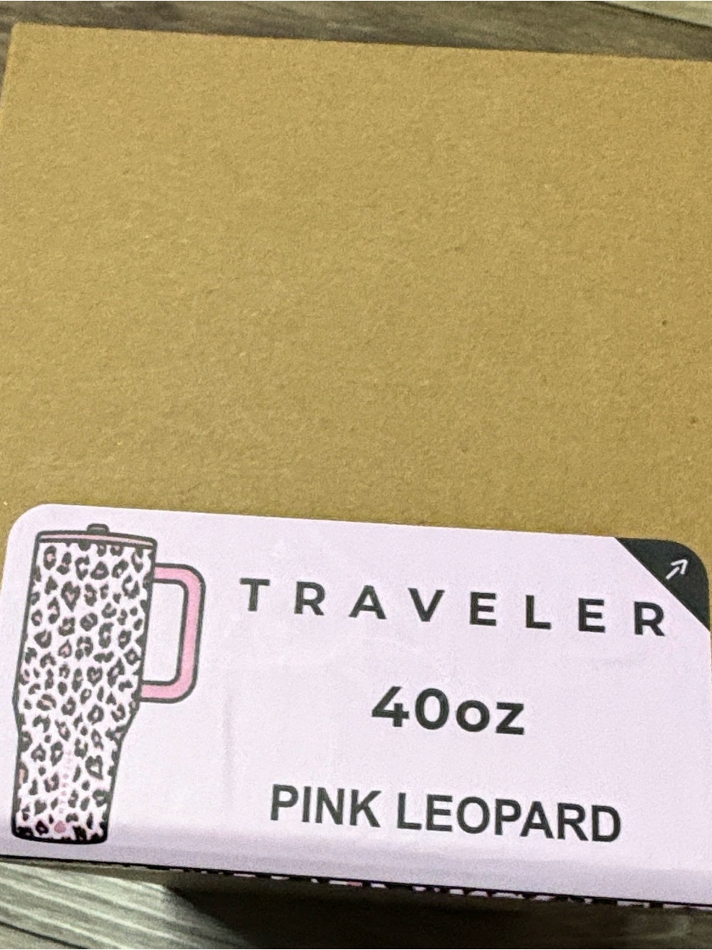 Still sealed in Box ,Pink 40 oz traveler Hydro Jug in pink leopard